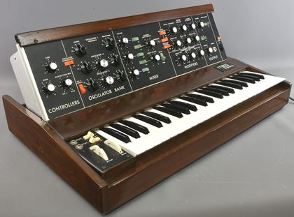 Moog-Minimoog Will Gregory Moog Ensemble